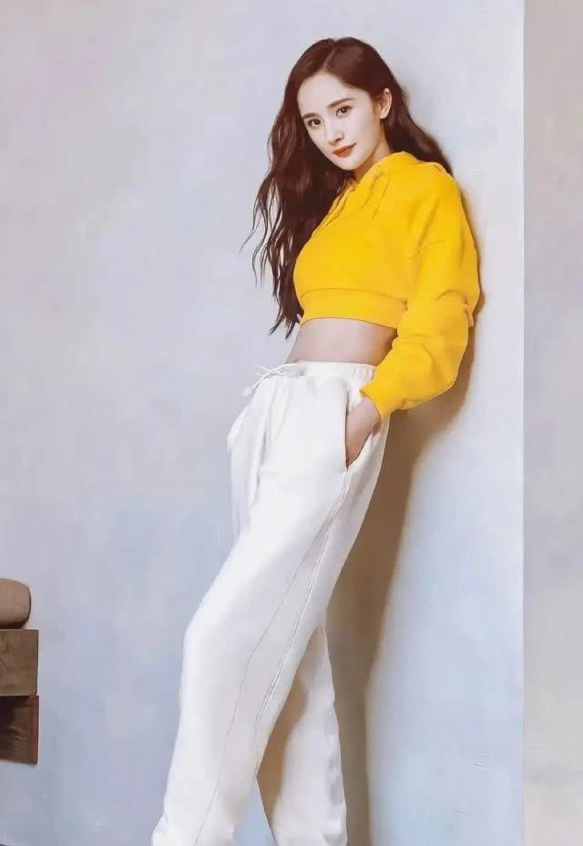  『常有』连帽卫衣常有，可是怎样搭出现代感？你得了解这3点！