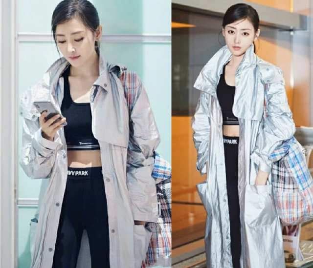 张天爱里面只穿一件裹胸，搭配瑜伽裤就敢往机场跑，这身材我服了