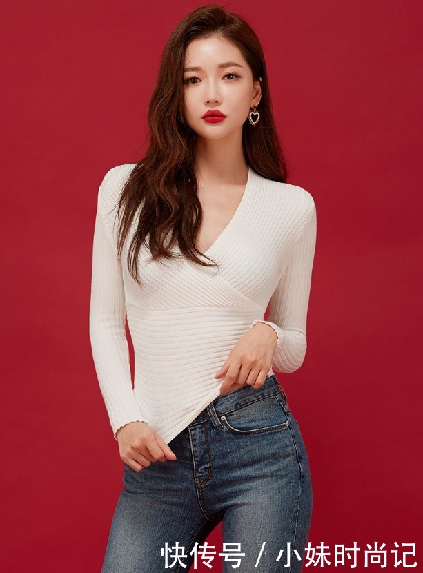  款式|简单款式的衣服, 却搭配出别样的风情