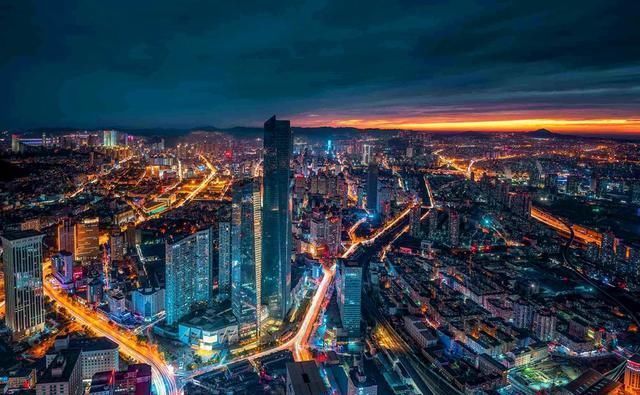 东北最发达的城市，GDP超越沈阳长春哈尔滨，却不讲东北话