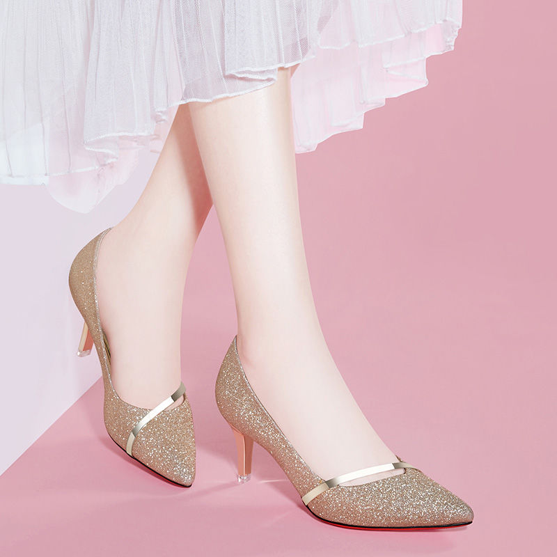 这几款美到飞起的女鞋，洋气时尚又有型，姐姐一下子就入手