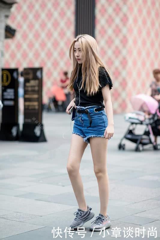 明艳光鲜小姐姐,外表上轻松吸引众人目光!!