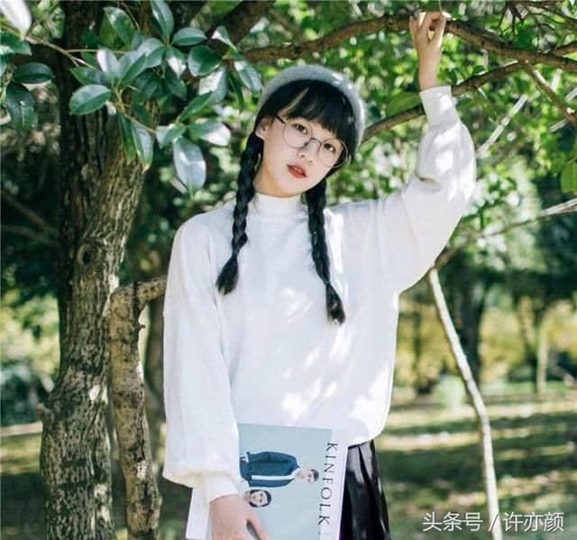 女生有这4个特征，不化妆也很美，特别第4点，男生眼里最性感！