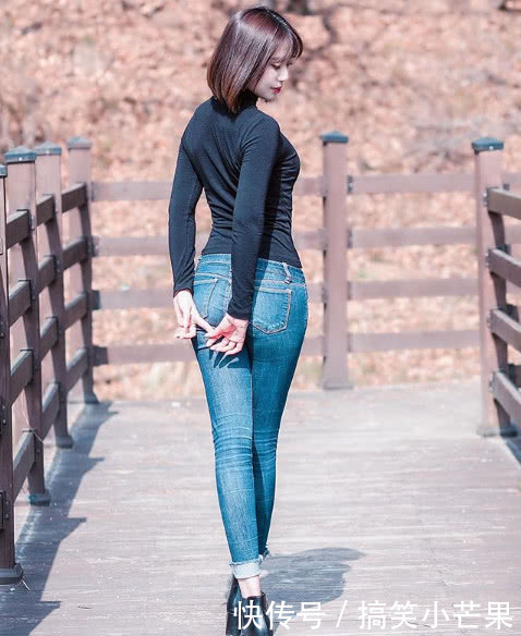 当瑜伽女神穿上牛仔裤 你就明白女人为什么练瑜