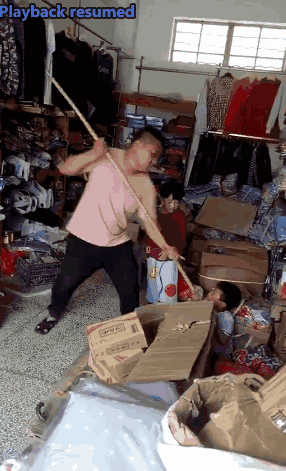 网传“神垕继父持棍殴打幼童”？许昌人表示不背锅！