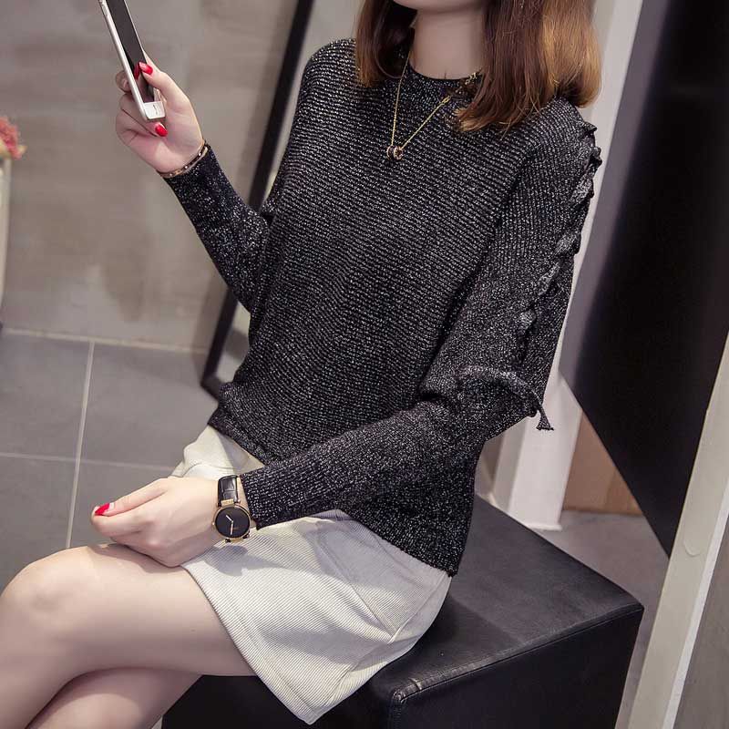 70后女人尽量少穿风衣!入秋流行简约名媛小衫，有气质又上档次