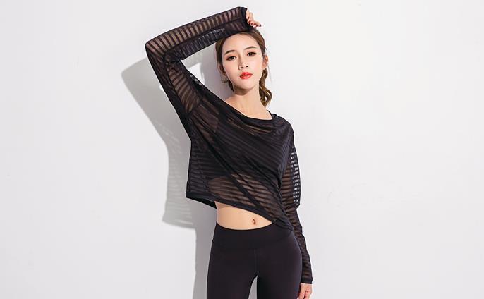 非常迷人的打底裤美女，彰显女神范儿，浑身满满女人味