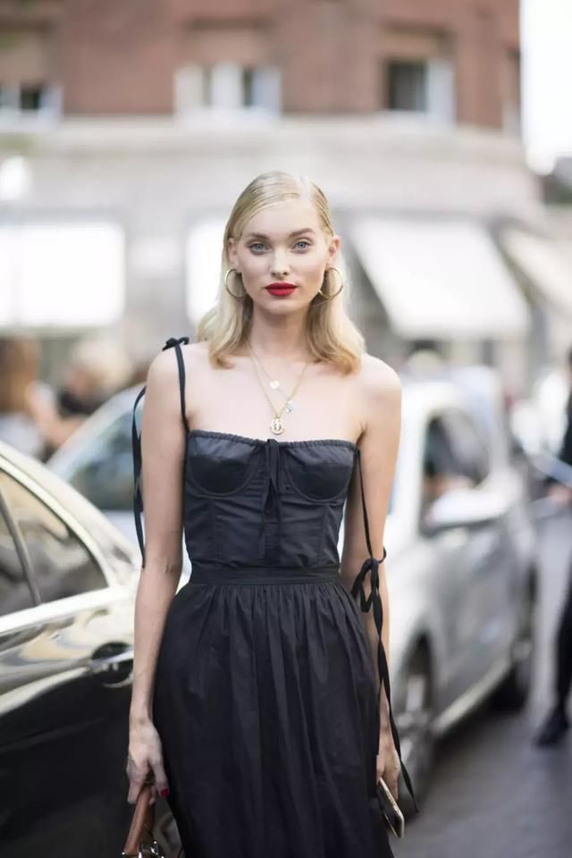 好看的配饰那么多，为啥时装精们都在戴这款？