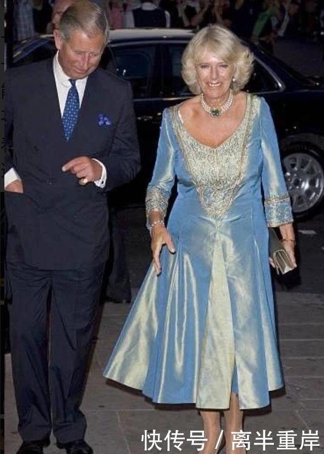 [气质]能让查尔斯痴迷的卡米拉也是有点料的，撞衫戴安娜小黑裙不输气质