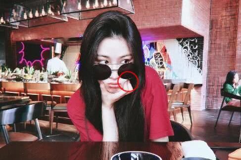 与何捷感情再添喜事?网曝张馨予已怀孕拍照不露腹部疑保护宝宝