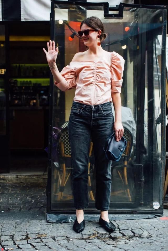 是不是少女，看看衣橱里有没有这件衣服！