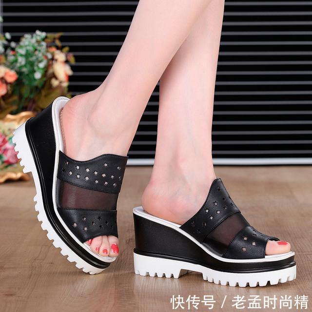 『拖鞋』精美的时尚凉拖鞋,出门逛街穿上它,你是绝对耀眼