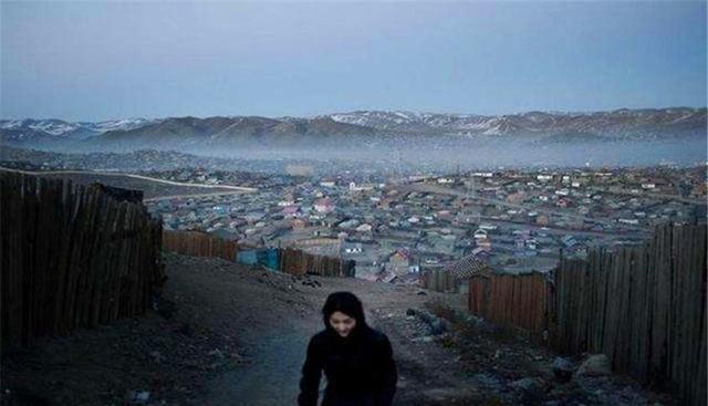 外蒙古从中国分离出去以后，现今怎么样呢？穷得只剩下美女了