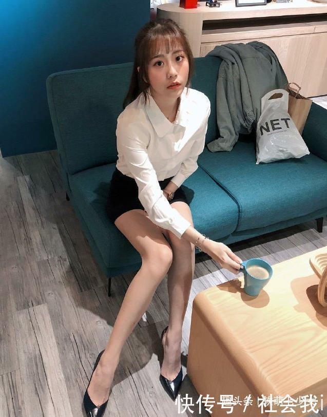 人世间:摄影人世间本不该有此初恋美人吧
