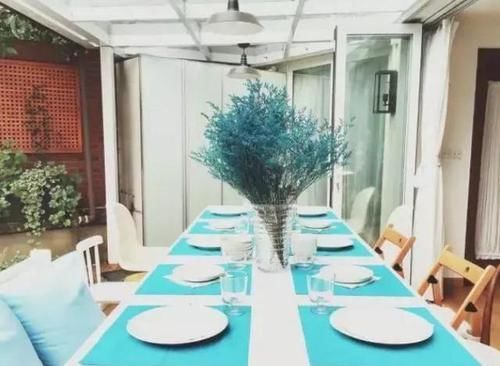 #小别墅#48㎡奇葩小户型,男主不仅整了小院,还设计出2室小别墅的既视感