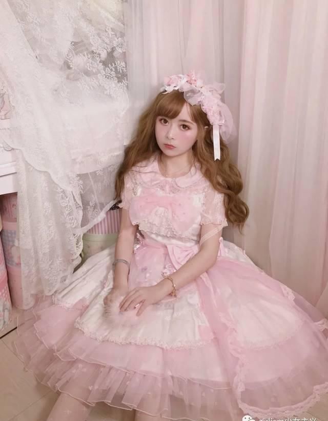 『小裙子』“Doll感”是什么？这样穿，你就是洋娃娃！