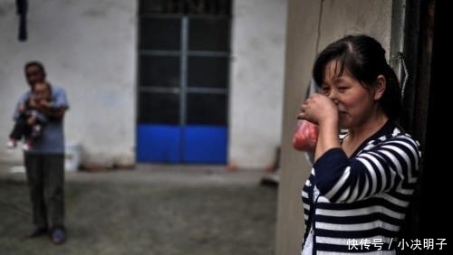  [留守]近年农村“伪寡妇，留守妇男”风气盛行，专家不解，农民