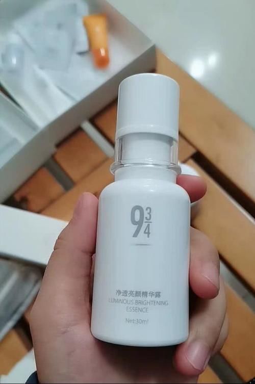 「精华」黄黑皮女生的福音,性价比超高的美白产品推荐,让你从头白到脚