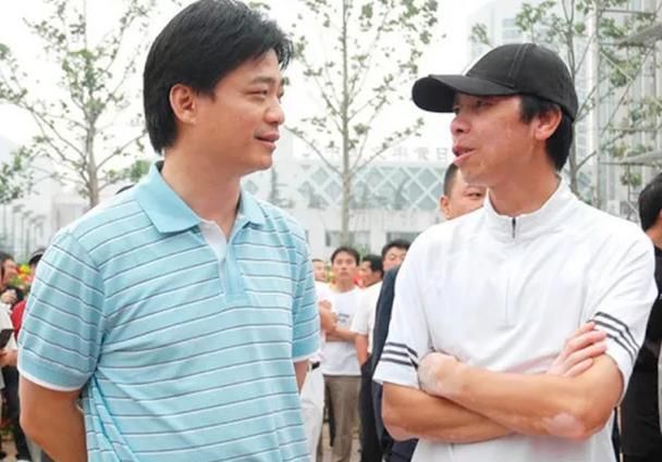 崔永元再爆华谊兄弟猛料 冯小刚罕见发声怒骂 真相还有多远？