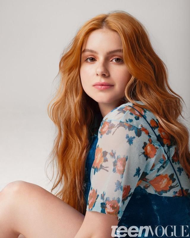  [摩登家庭]阿芮尔·温特(Ariel Winter)人红街拍多，每次出现都成为媒体焦点