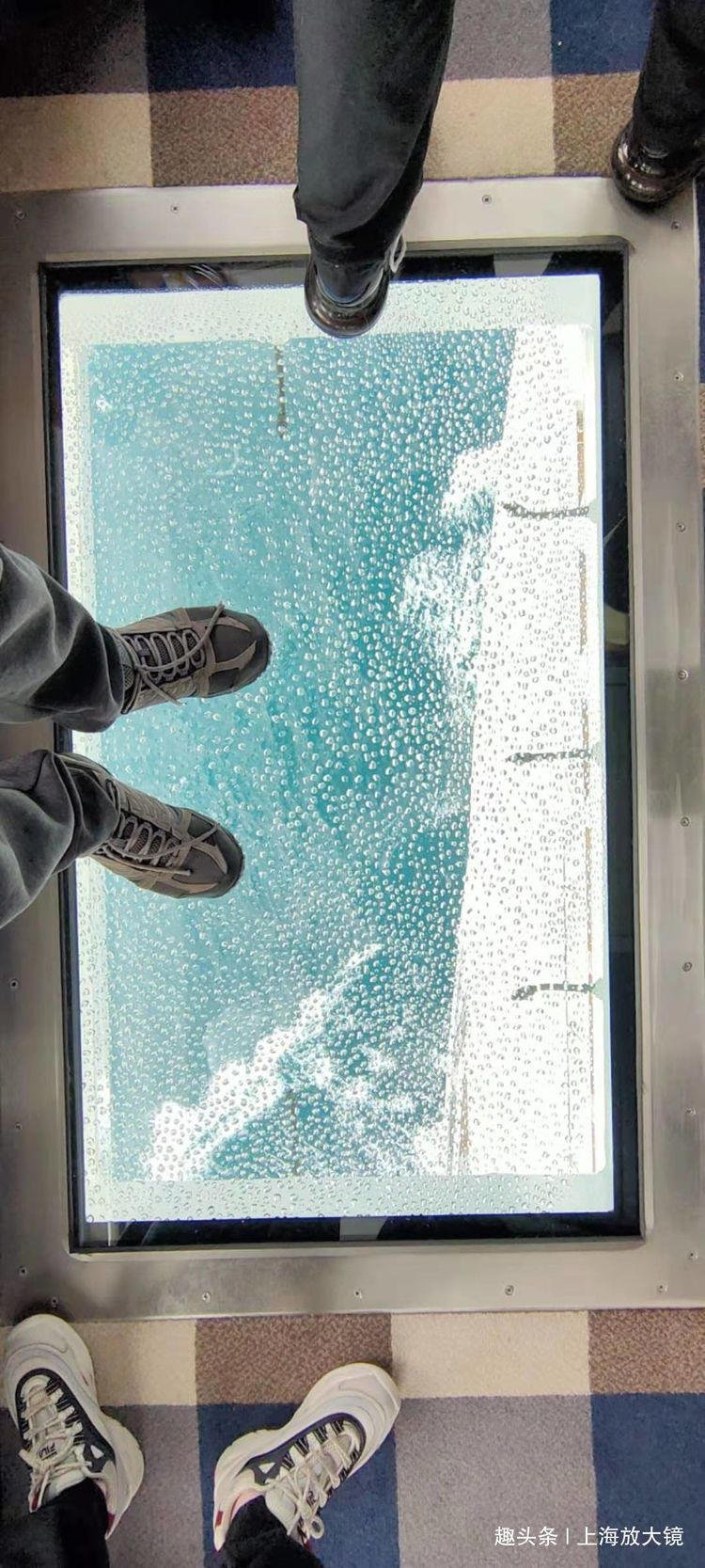 水从哪里来？垃圾如何处理？16人如何洗完数万衣物？邮轮幕后揭秘