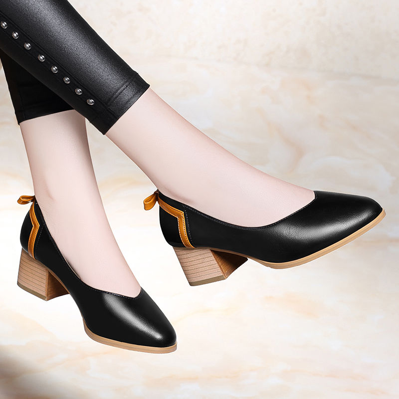 平稳舒适的粗跟单鞋，适合30岁以上的女人，显高又显气质