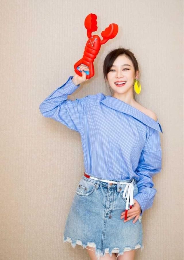 “包租婆”简直就是为袁姗姗量身定制的，网友：土到没朋友！