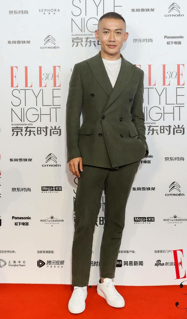 春春杨幂唐嫣杨颖同台亮相,原照流出,网友:真漂亮