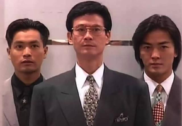 180斤郑少秋女儿，穿出迷人身姿，网友：简直是胖女孩的穿衣指南