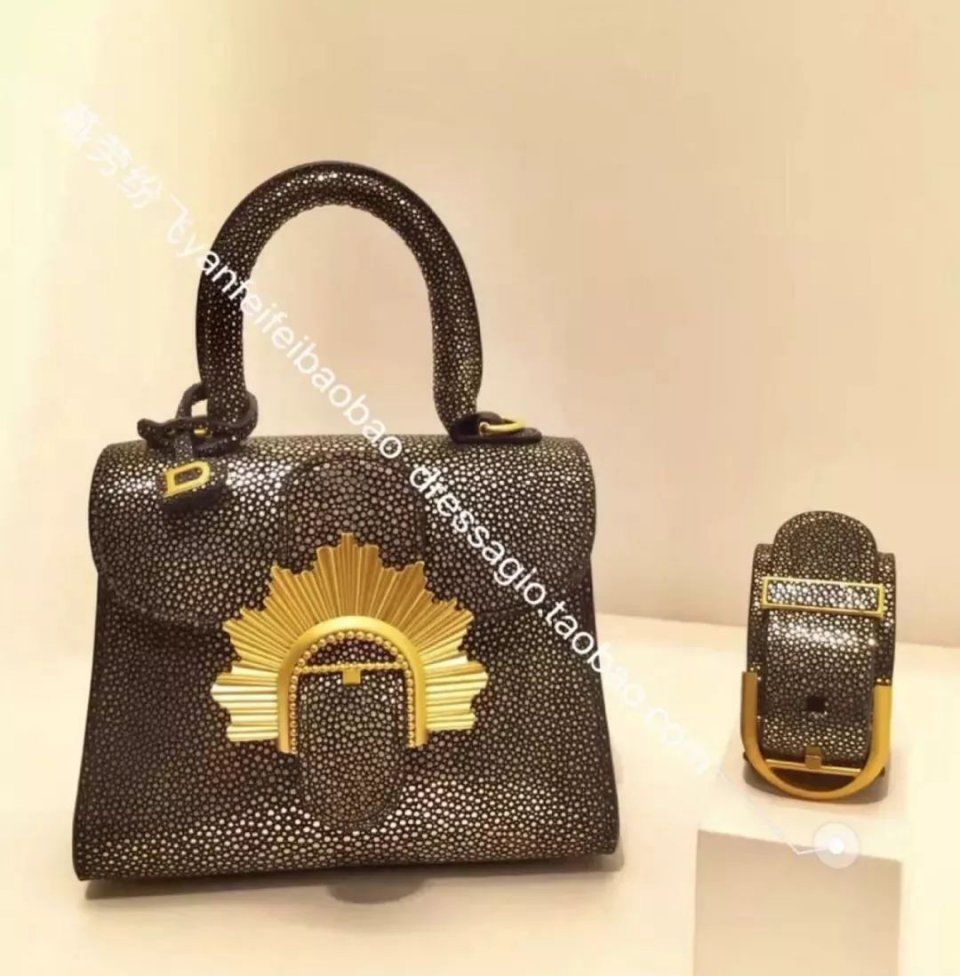 不要脸!“疫苗女王”儿媳炫富晒特权，今天就要扒光她!但她竟说了