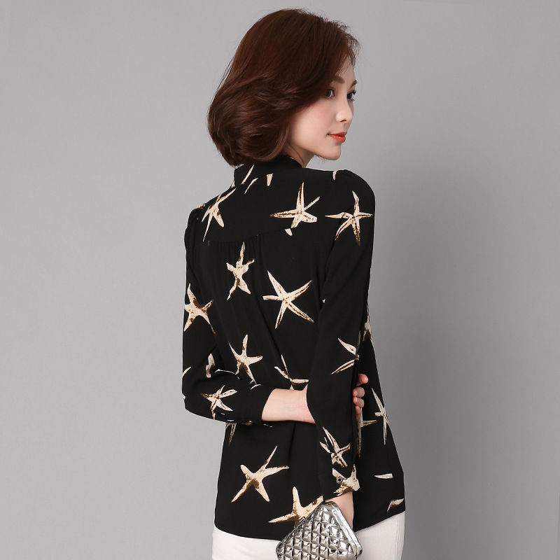 老婆把去年裙子都扔了,换上新款秋衫+小黑裤,洋气显瘦又美嫩