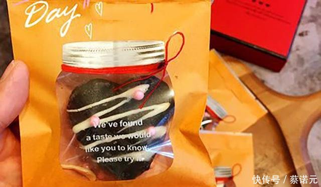  『饼干体』巧克力饼干别再买着吃了，不用水不用油，而且不用烤，在家就能做！