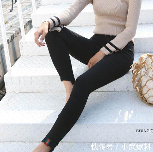 还在穿防走光打底裤就过时了 现在流行可外穿的打底裤了