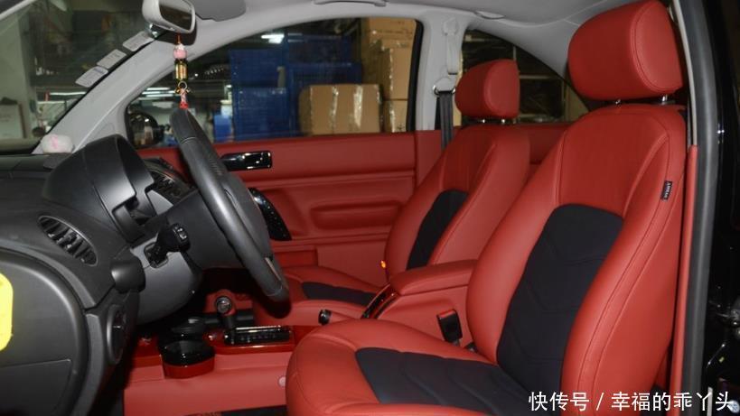 【保障大家】有钱人的汽车,为什么都不用“座套”明白原因后,回家也拆掉