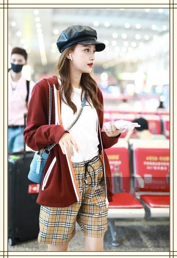 看了孙怡的短裤,再看看李沁,才知道已婚和单身的差距有多大!