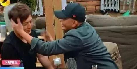 毛晓彤被生父上节目索要5000万，为人父母真可以永远理直气壮?网