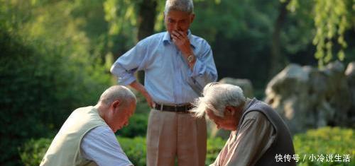 提前退休正式来临,下个月1号开始,这几类人将步入退休时代