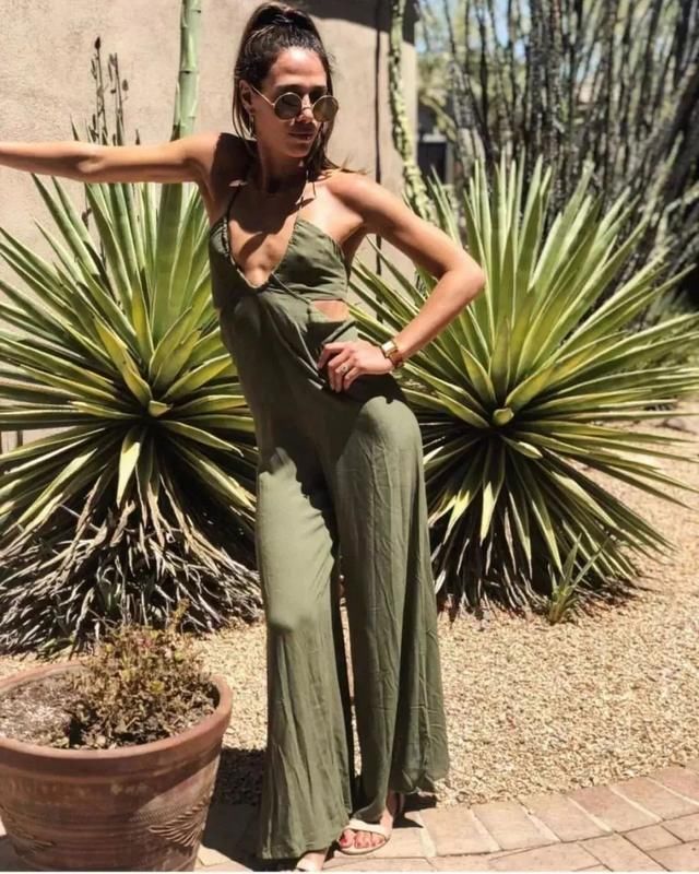 初秋穿什么?一件连体裤就够了