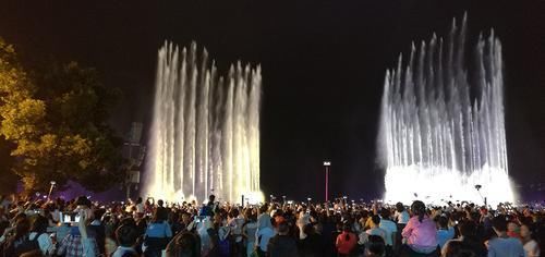 中国最有名的喷泉,需要安检才能进入,最近传来一个坏消息