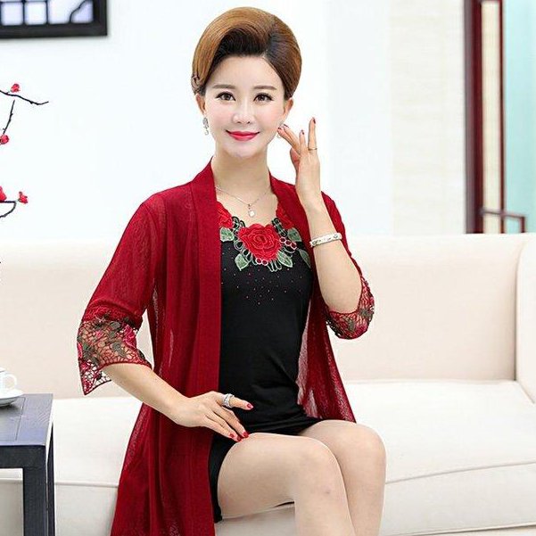 难怪妈妈把阔腿裤扔了，洋气又得体，减龄显瘦还百搭