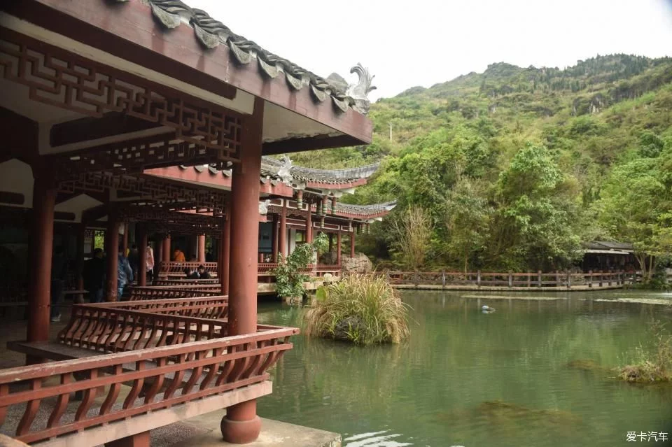 一个最适合自驾的仙境——集山水俊秀与磅礴于一身的黄果树大瀑布一个最适合自驾的仙境——集山水俊秀与磅礴于一身的黄果树大瀑布