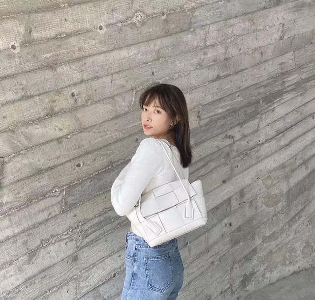  「尼龙材质」如果这辈子只买一个包,她们说就选这个!
