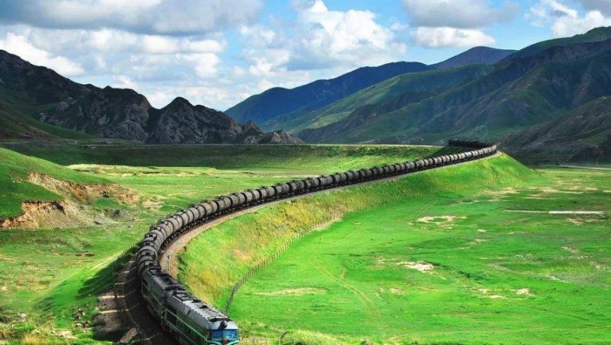  「明白」青藏铁路为什么是单线铁路？就不怕对面来车吗？看完终