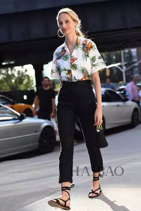 好看| 花衬衫只有度假才能穿?醒醒吧，这样穿简直太美了!