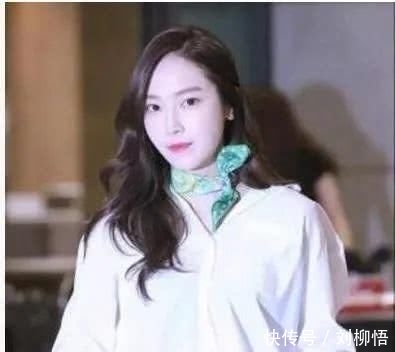 「个性」2020最火的头发颜色,长卷发绝对是最火的,有个性更洋气!