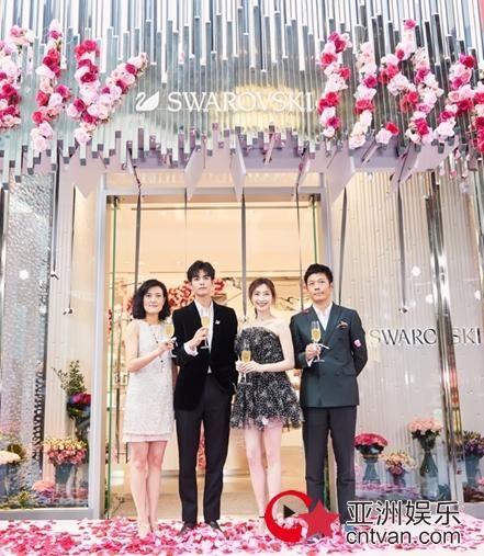 挚爱流转璀璨七夕施华洛世奇北京三里屯太古里水晶轩闪耀开幕