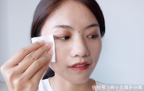  『皮肤』睡觉之前一定要做四件事，坚持一个月，痘痘黑头全部消失了