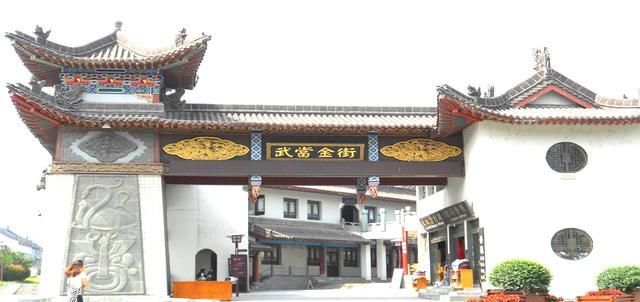 湖北最不该被“埋没”的城市，地理位置不输武汉，却还是四线