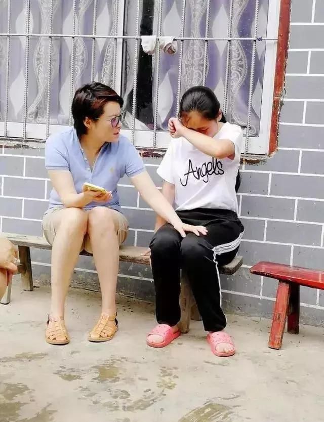 袁立最新微博关键词，把网友吓得不轻，比崔永元的爆料更可怕