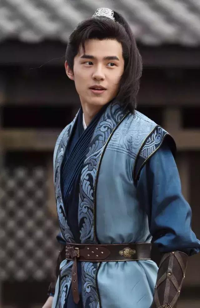 白敬亭：一个被演员事业耽误的鞋头